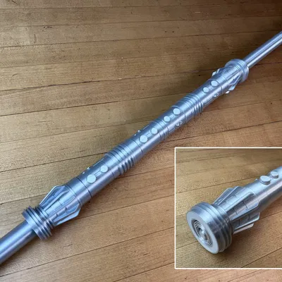 Đèn kiếm in liền của Darth Maul