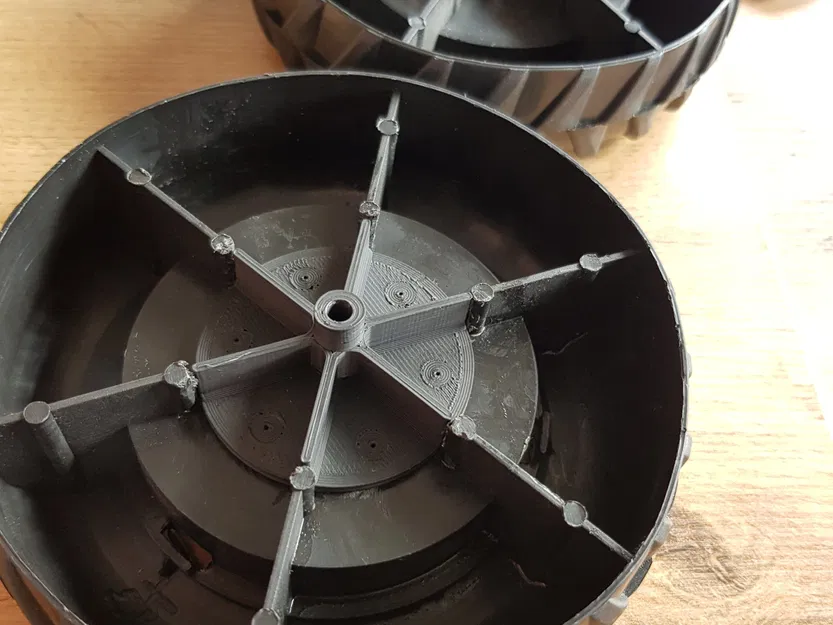 Hub bánh trước cho xe kéo nông trại RC F975 - Image 1