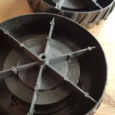 Hub bánh trước cho xe kéo nông trại RC F975