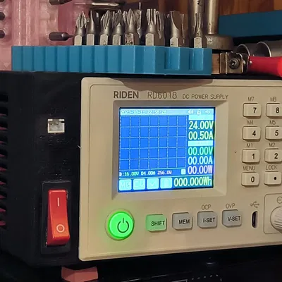 Hộp đựng RIDEN 6018 với nguồn điện 70V 17A chính hãng