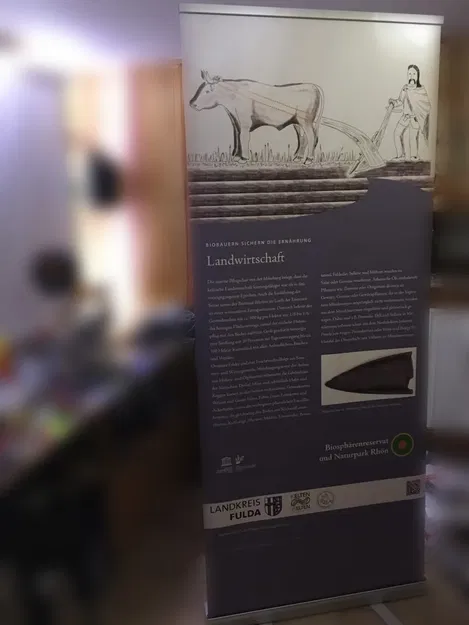 Móc treo quảng cáo thay thế cho vật dụng hỏng - Image 2