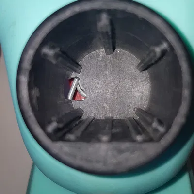 Scooter ba bánh Meteor Tucan với chi tiết nâng cấp tay lái