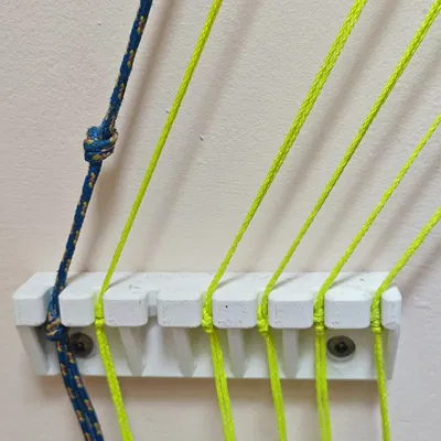 Giá đỡ dây phơi có thể thu gọn gắn trần hỗ trợ tường