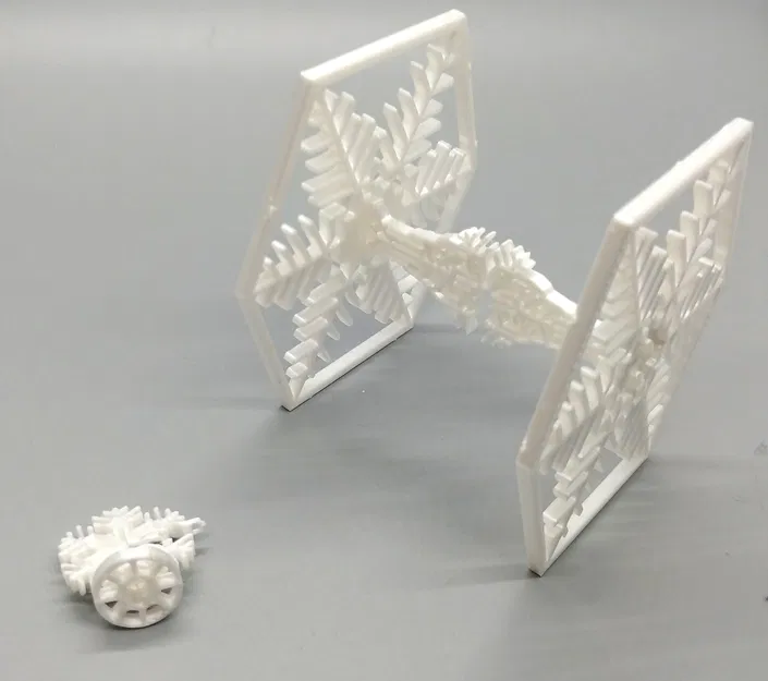 Mô hình đồ chơi TIE Fighter chủ đề bông tuyết trong Star Wars - Image 6