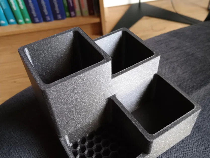 Giá đỡ dụng cụ văn phòng cho máy in 3D - Image 1