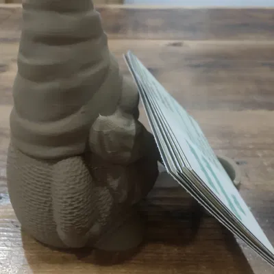 Giá đỡ danh thiếp Lappy, gnome say xỉn độc đáo