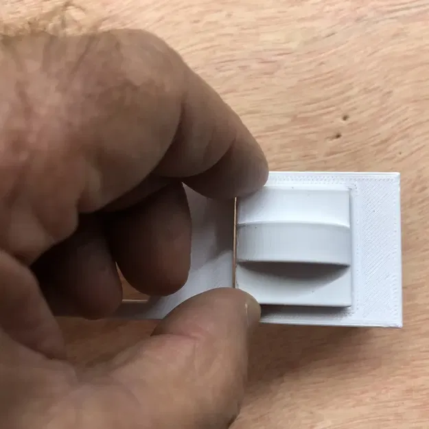 Hình dạng không thể có vừa với cả 3 lỗ cắt - Image 7