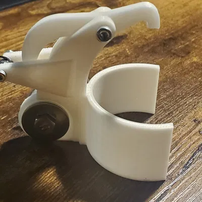 Giá đỡ cho bình xịt côn trùng gắn trên cây dài V2