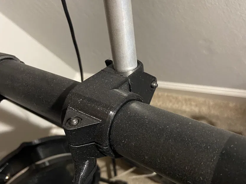 Giá đỡ trống điện tử Alesis chắc chắn và an toàn - Image 2