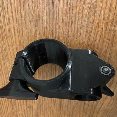 Giá đỡ trống điện tử Alesis chắc chắn và an toàn