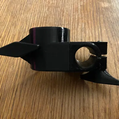 Giá đỡ trống điện tử Alesis chắc chắn và an toàn