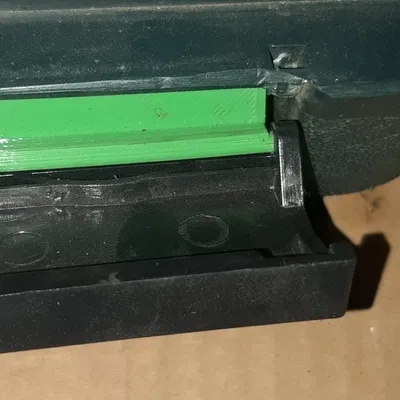 Bộ dụng cụ Mannesmann 215 món với bản lề chắc chắn