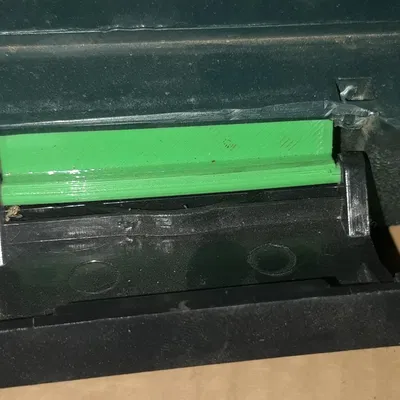 Bộ dụng cụ Mannesmann 215 món với bản lề chắc chắn