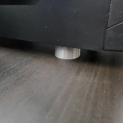 Chân đế cơ bản cho máy tính Corsair Carbide Series 100R