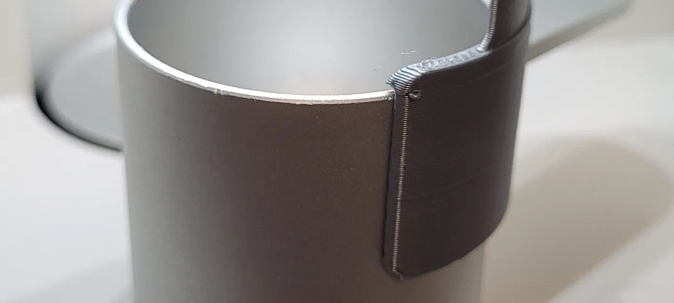 Tấm chắn văng cho cốc bột SuperTrickler - Image 1