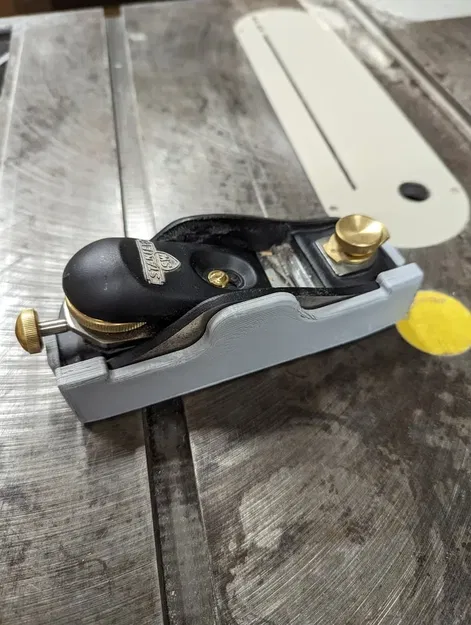 Rào chắn cho máy phay góc thấp Stanley 60-1/2 - Image 1