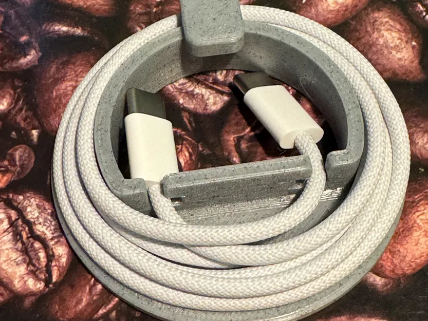 Giá đỡ cáp iPhone chắc chắn và tiện lợi - Image 1