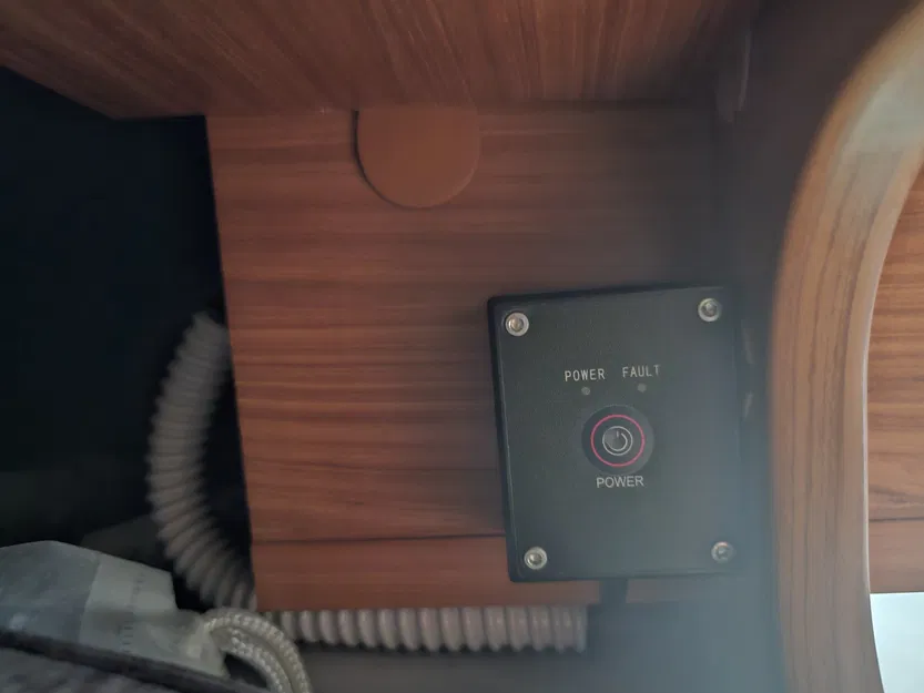 Vỏ điều khiển Giandel Inverter cho xe van - Image 2