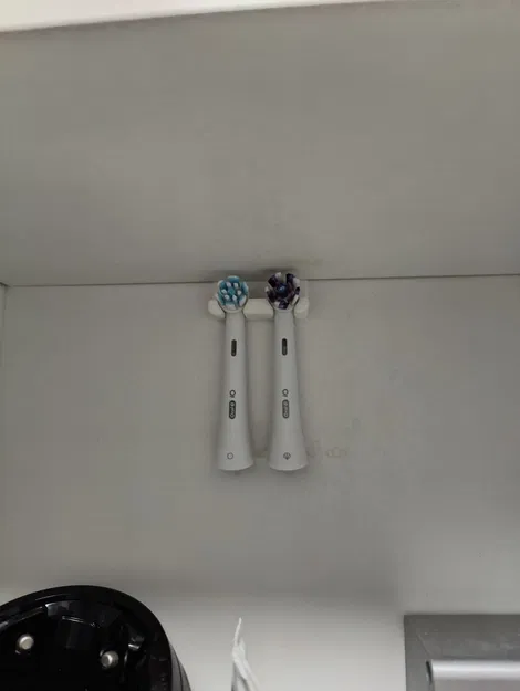 Giá treo bàn chải đánh răng Oral-B cho 2 đầu bàn chải - Image 1