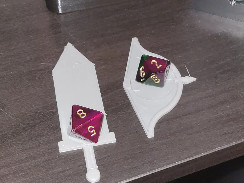 Trợ thủ vũ khí xúc xắc cho D&D - Image 2