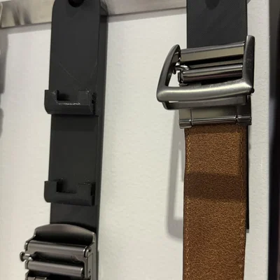 Móc treo thắt lưng thông minh từ harmattan design