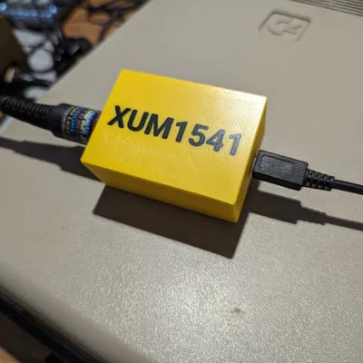 Hộp đựng XUM1541 từ myretrostore.co.uk