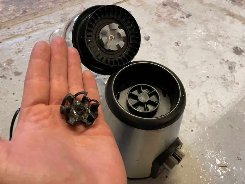 **Bánh răng thay thế cho máy xay COOP** - Image 1