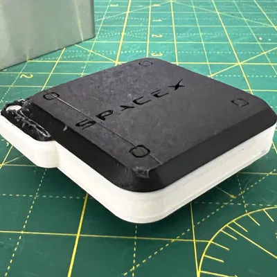 Móc khóa chunky với logo Space X