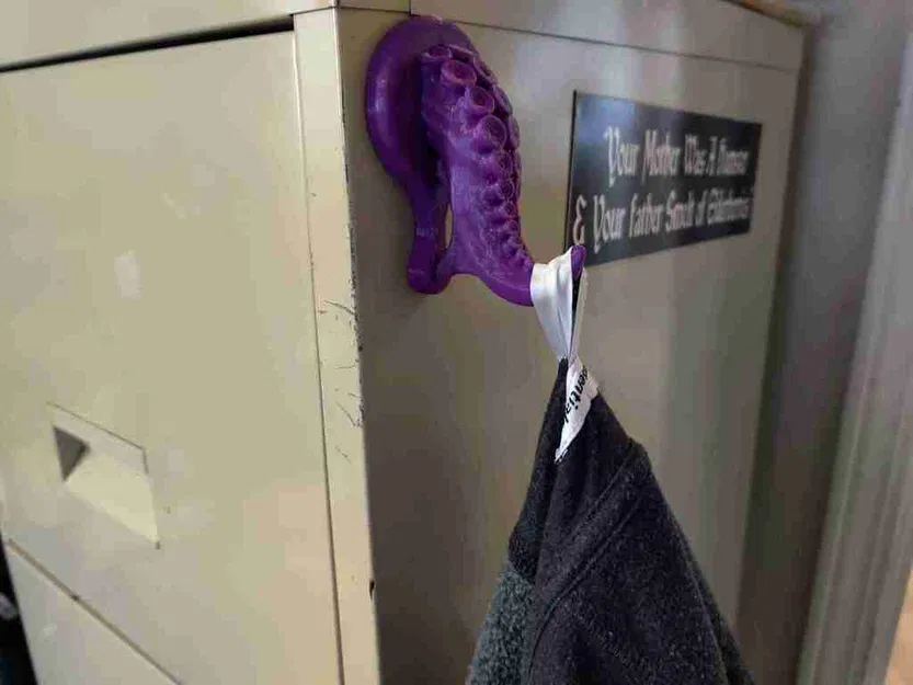 Móc treo áo từ tính cho văn phòng - Image 2