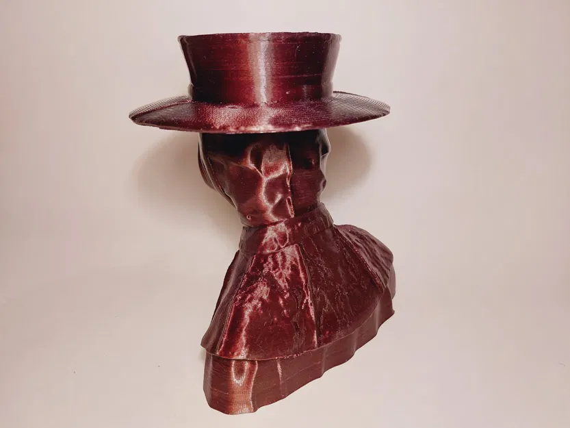 Bức tượng và khuyên tai Bác sĩ Dịch hạch - Image 3