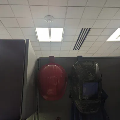 Móc treo mũ bảo hiểm cho tường văn phòng 2 inch