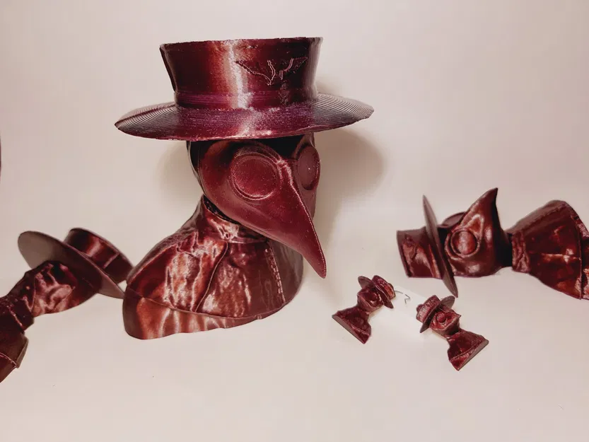 Bức tượng và khuyên tai Bác sĩ Dịch hạch - Image 7