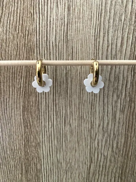 Mặt dây chuyền hoa nhỏ cho bông tai Creolen - Image 1