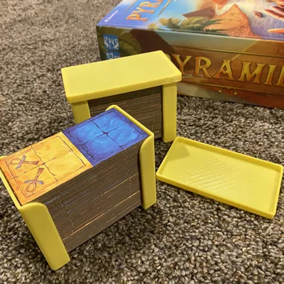 Giá đỡ và nắp cho Pyramido của 3DLEE