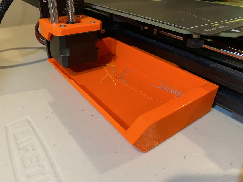 Khay chứa vật liệu thừa cho máy in 3D Prusa - Image 1