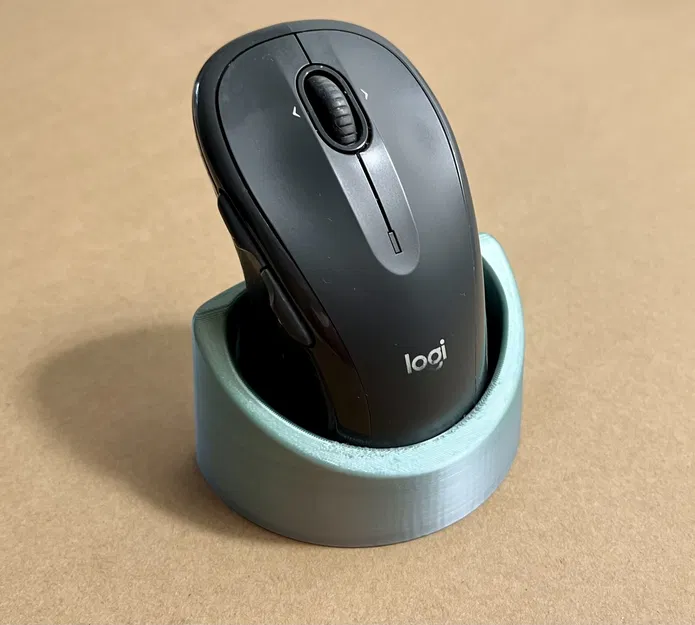 Giá đỡ chuột tiết kiệm không gian và chắc chắn - Image 2