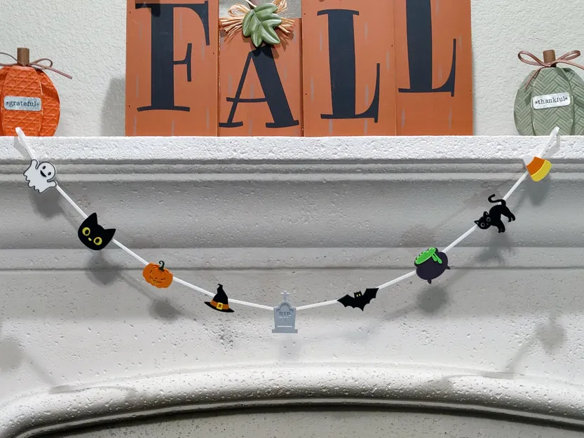 Trang trí dây garland Halloween kết hợp hình dạng vui nhộn - Image 1