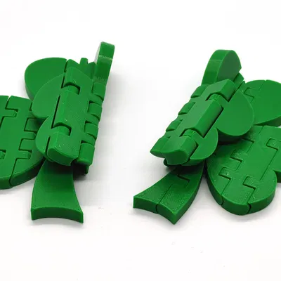 Vòng cổ và cỏ ba lá linh hoạt cho ngày lễ Thánh Patrick