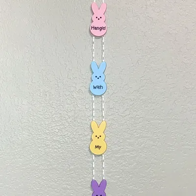 Trang trí treo mùa xuân với nhân vật thỏ đáng yêu