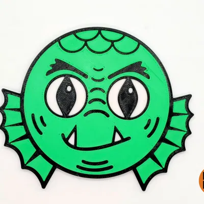 Cốc uống nước có hình sinh vật từ đầm lầy đen