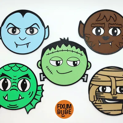 Cốc uống nước có hình sinh vật từ đầm lầy đen