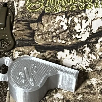 Móc khóa còi LOUD siêu lớn