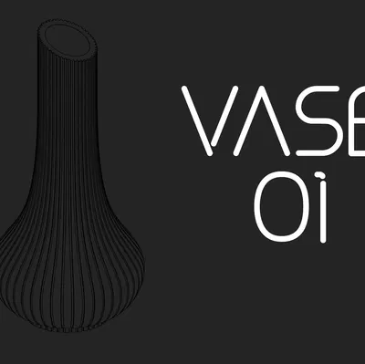 Váza baňatá với trang trí đường thẳng đứng và cổ vát