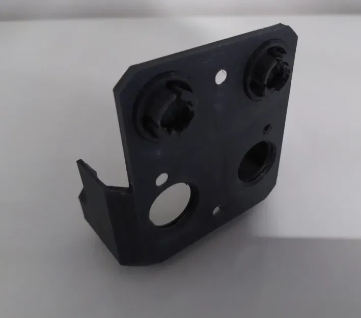 Vỏ Shelly Plus 1PM với bộ chuyển đổi QUBE 500 - Image 2