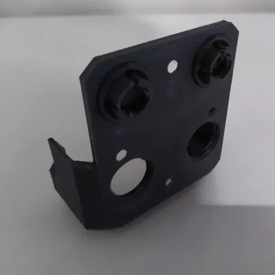 Vỏ Shelly Plus 1PM với bộ chuyển đổi QUBE 500