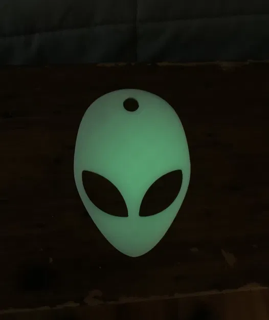 Móc chìa khóa Alien phát sáng trong bóng tối - Image 1