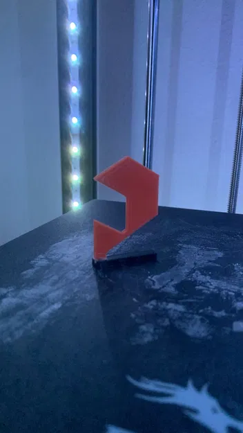 Logo in 3D với giá đỡ đứng vững chắc - Image 6