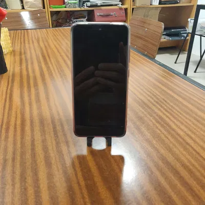 Giá đỡ smartphone nhỏ gọn bỏ túi hỗ trợ nhiều tư thế