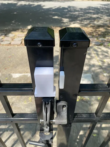 Bộ vỏ bảo vệ cảm biến vào cửa Wyze Entry Sensor v2 ngoài trời - Image 1