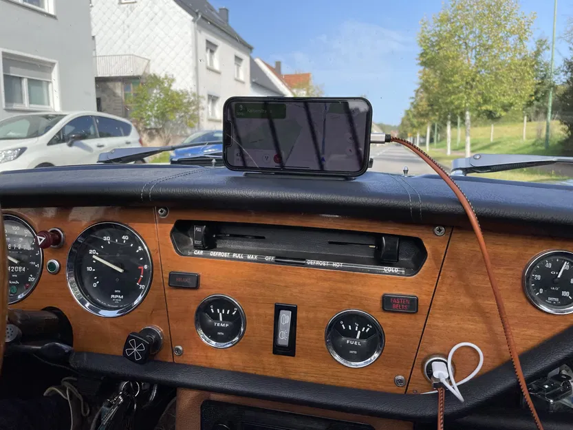 Giá đỡ Magsafe cho gạt tàn Triumph Spitfire MK4/1500 - Image 2